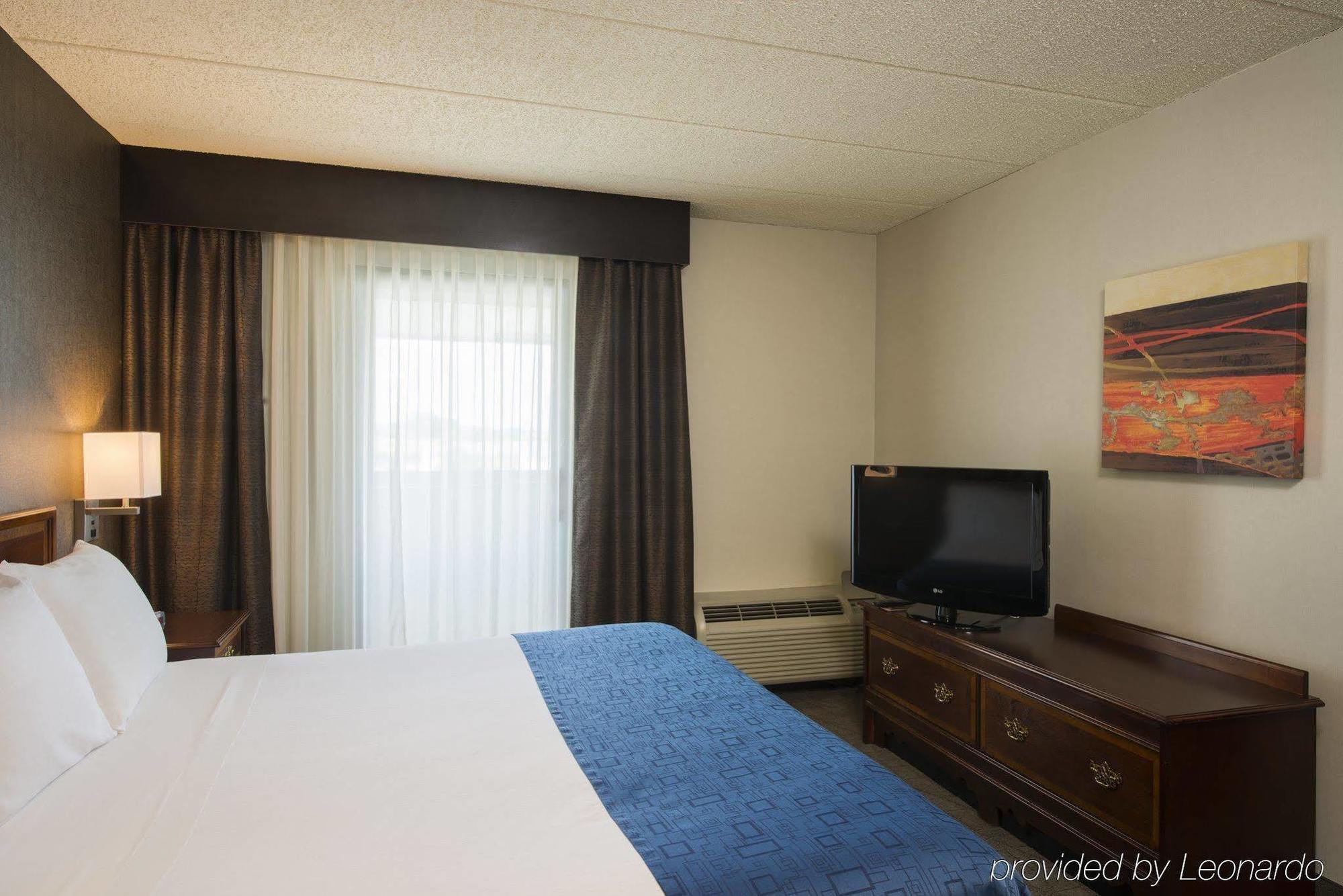 Holiday Inn Express Hotel & Suites King Of Prussia, An Ihg Hotel Eksteriør billede